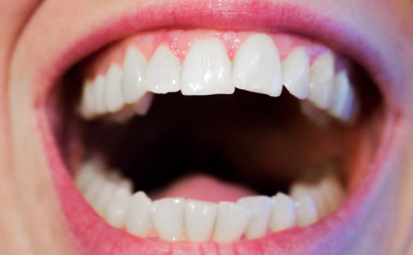 Dzisiejsza technika wykorzystywana w salonach stomatologii estetycznej może sprawić, że odzyskamy śliczny uśmiech.